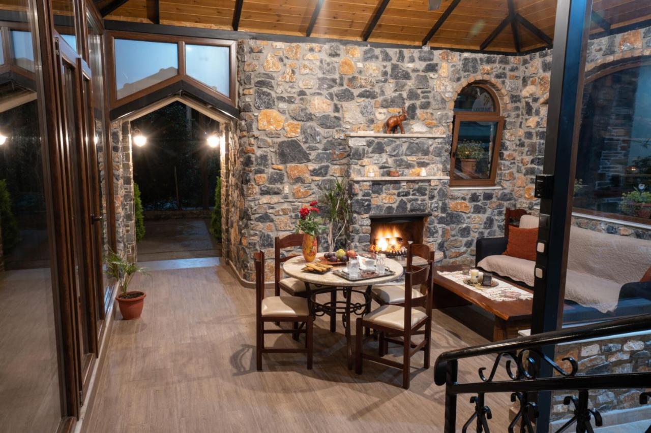 Ξενώνας Μαίανδρος Aridaía Esterno foto